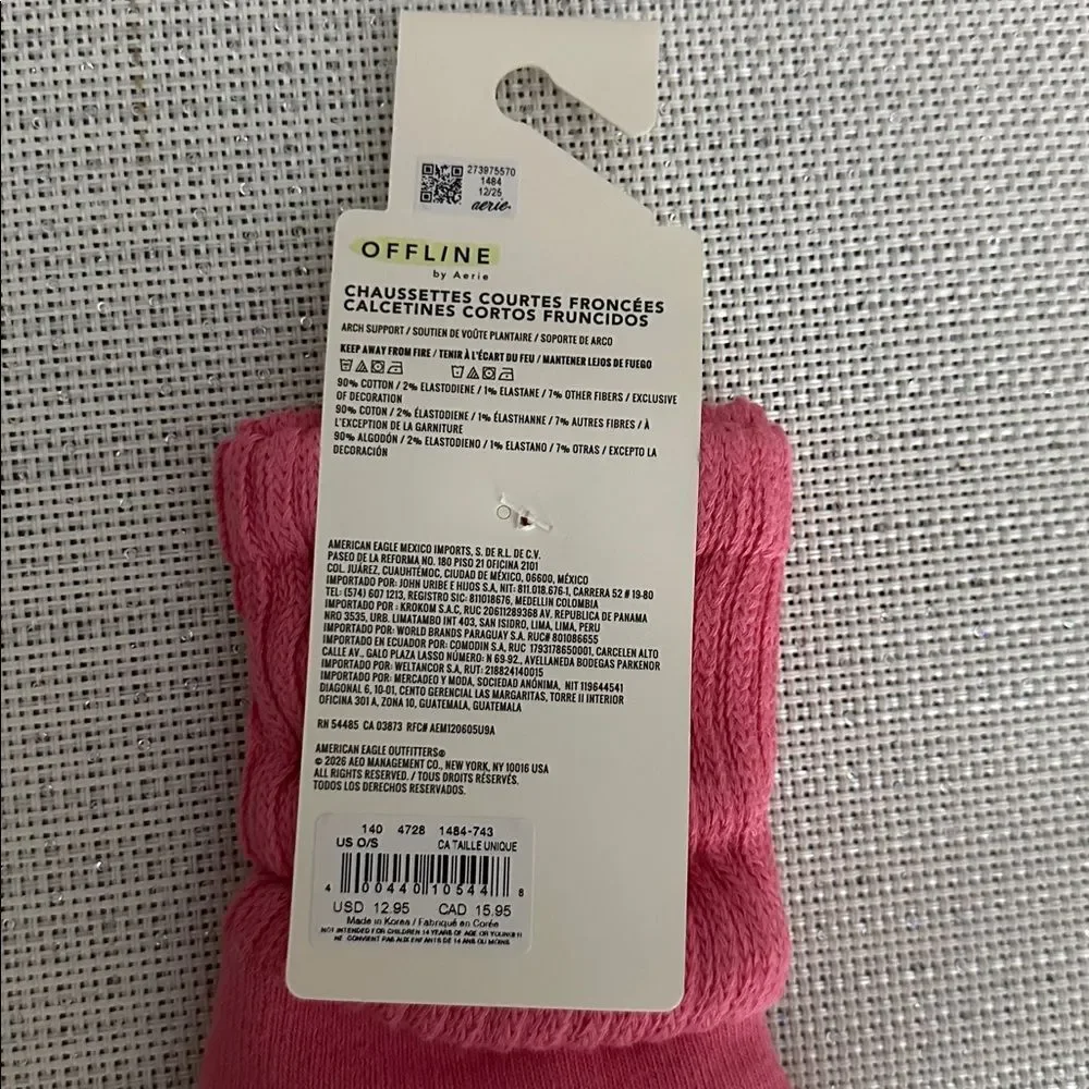 OFFLINE Playful Pink Short Scrunch Tab Logo Cotton Socks
